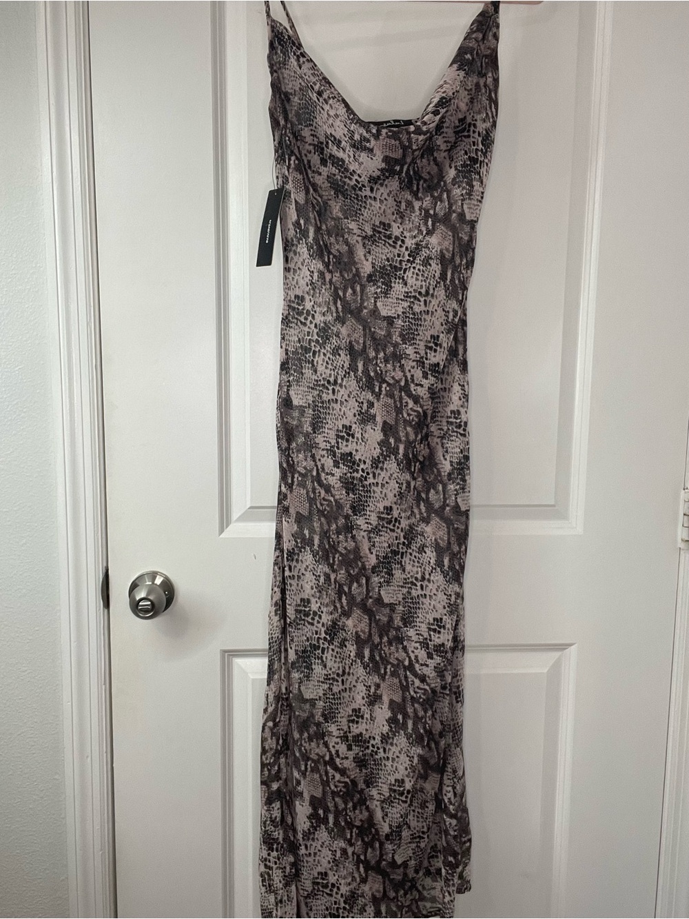 Lulu’s Snake Print Cowl Neck Maxi Dress Size Small NWT